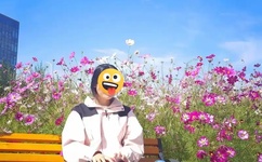 男生穿丝袜的故事